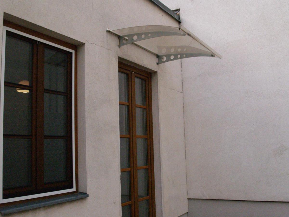 Lg Tiny Korneuburg Exterior foto